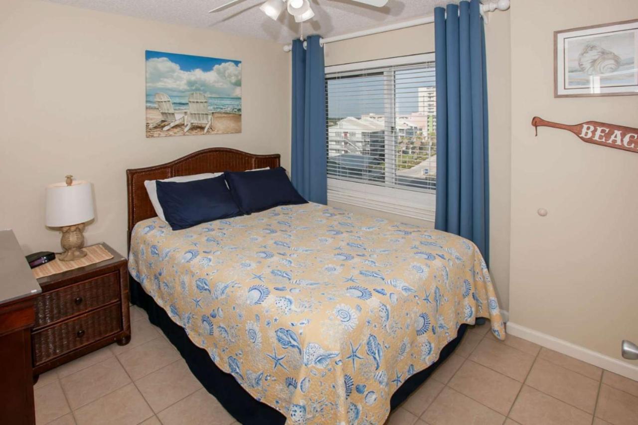 Tradewinds 501 Apartment *