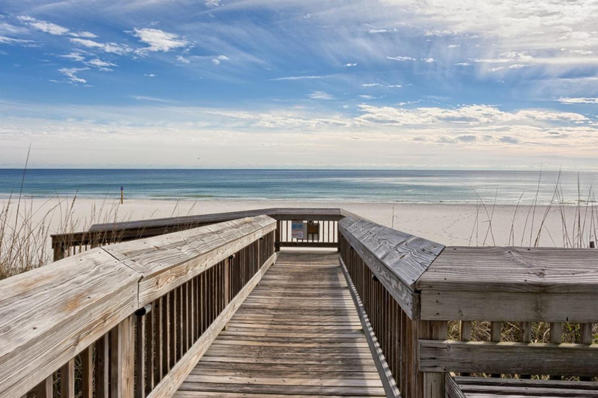 Tradewinds 501 Apartment