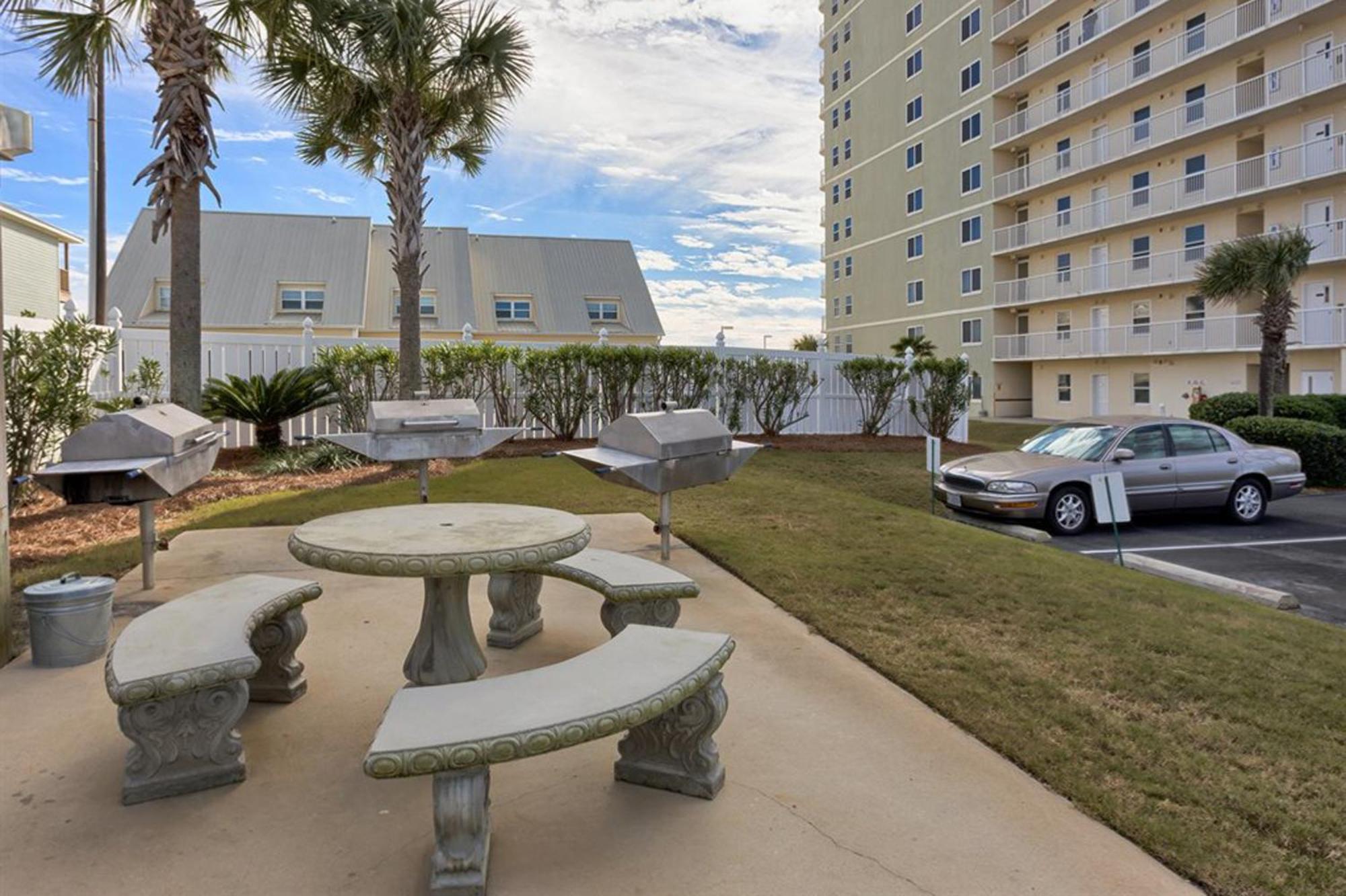 Apartment Tradewinds 501