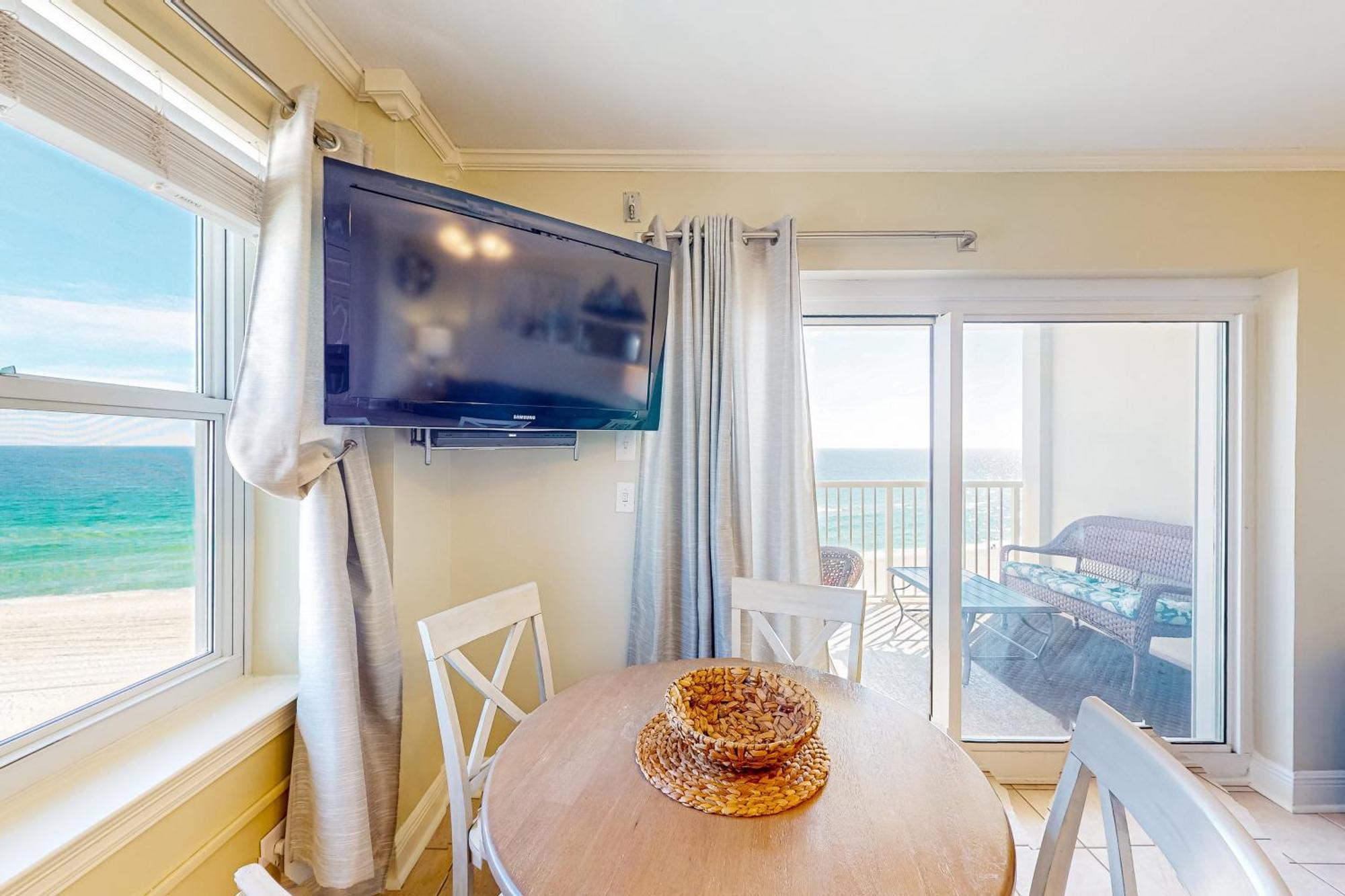 Tradewinds 501 Apartment *