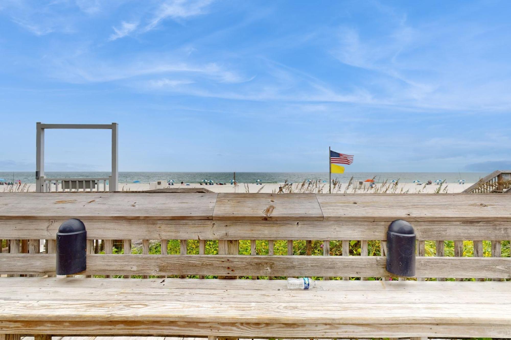 Tradewinds 501 Apartment