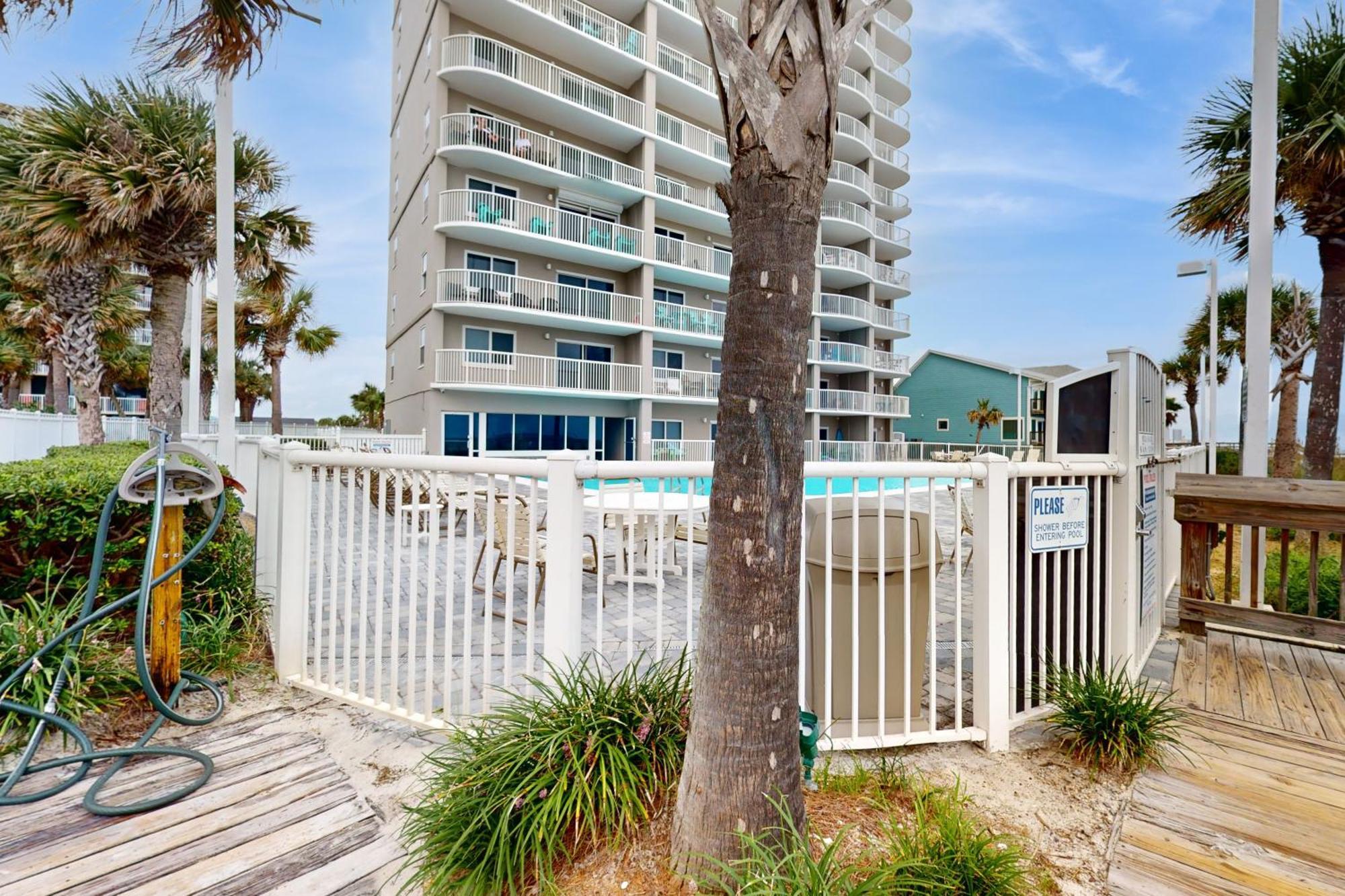 Apartment Tradewinds 501 *
